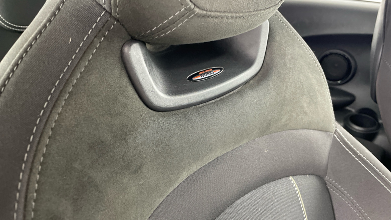 MINI Hatchback 2.0 Cooper S Sport II 3dr Petrol Hatchback